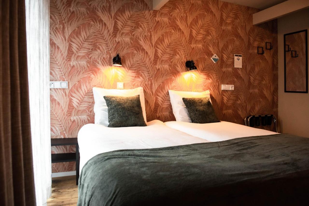 Hotel Het Wapen Van Drenthe Roden Bagian luar foto