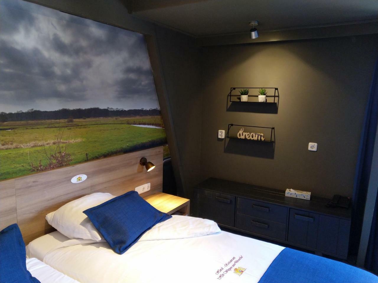 Hotel Het Wapen Van Drenthe Roden Bagian luar foto